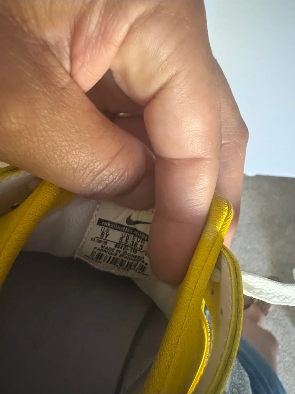 Nike Kids Yellow Air Huaraches